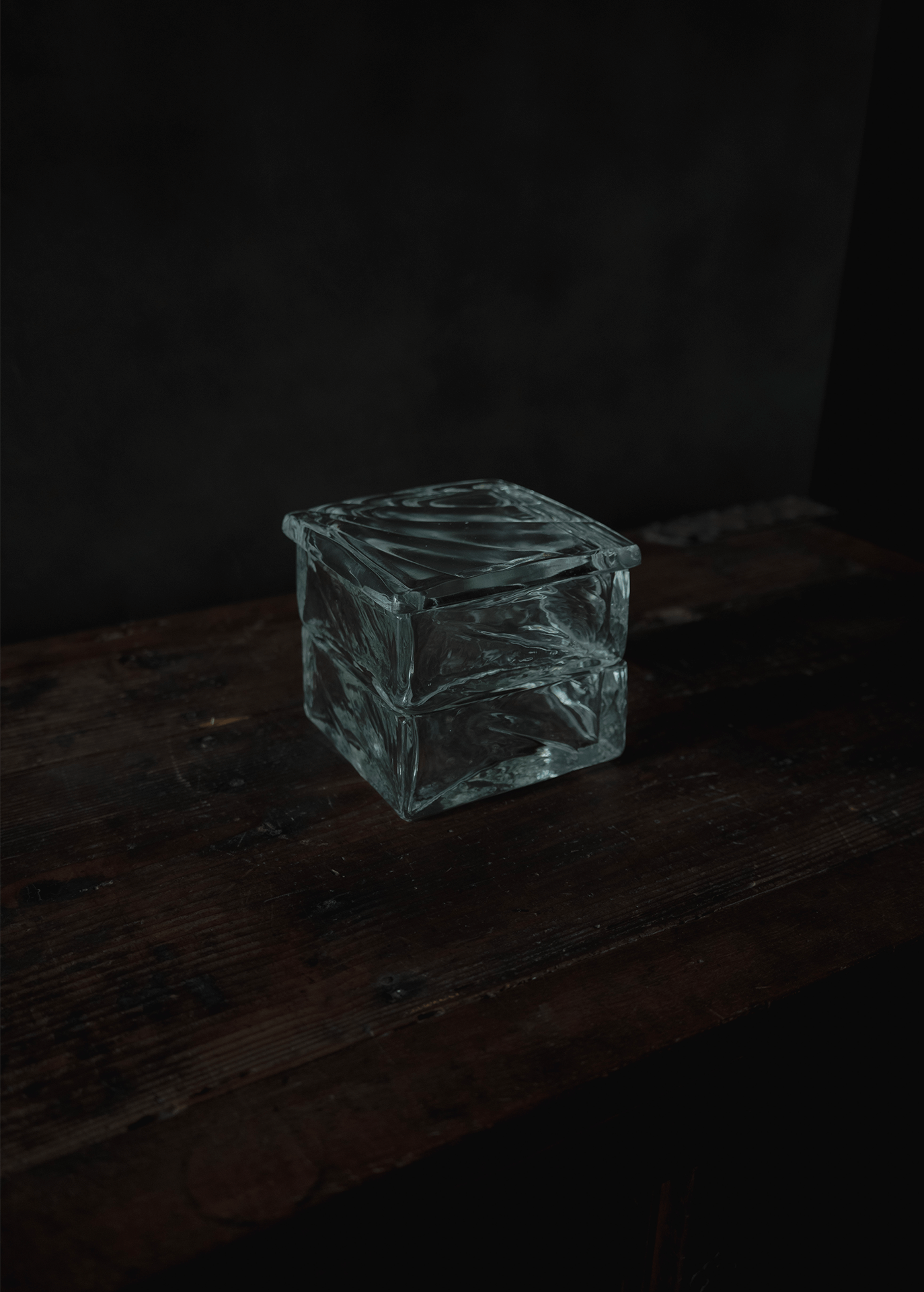 Stacked box (square) clear 150 square