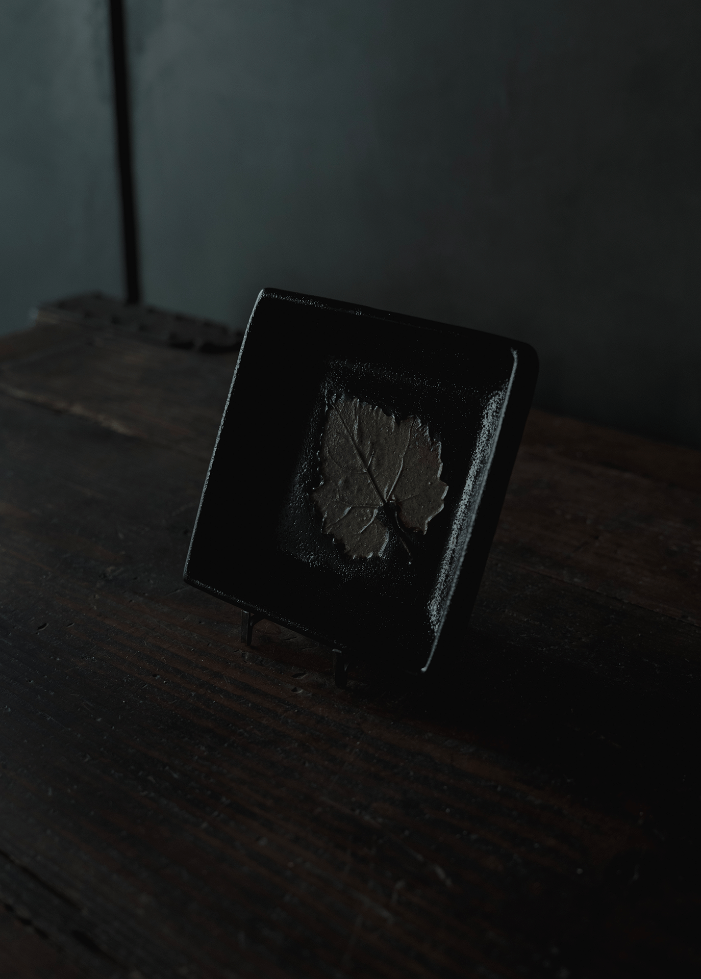 Karatsu ware, 13th generation Nakazato Tarouemon, individual plates, 2 pieces (with wooden box)