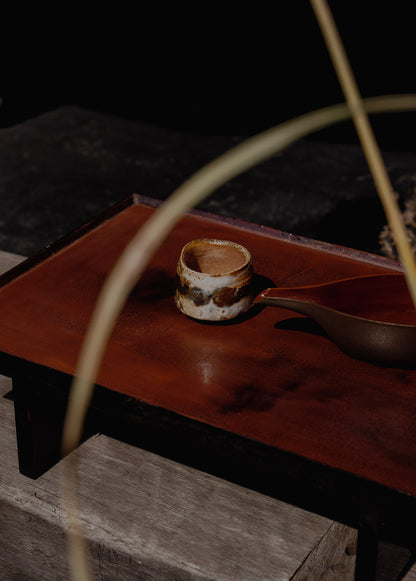 Lacquer god offering stand