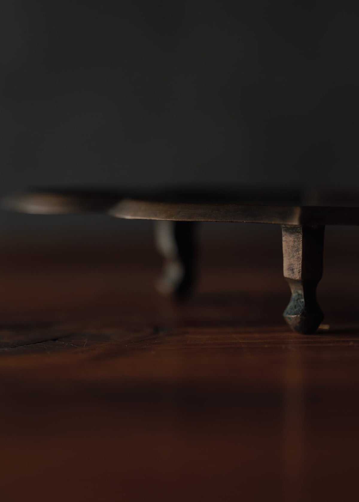 Brass Mokko-style Tripod Flower Stand