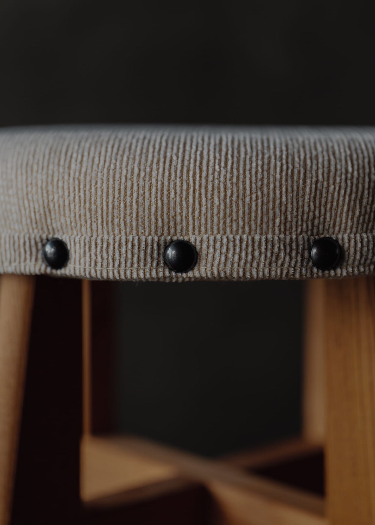 Keyaki-wood fabric-upholstered round stool