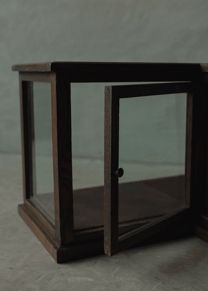 Square lacquer candy box