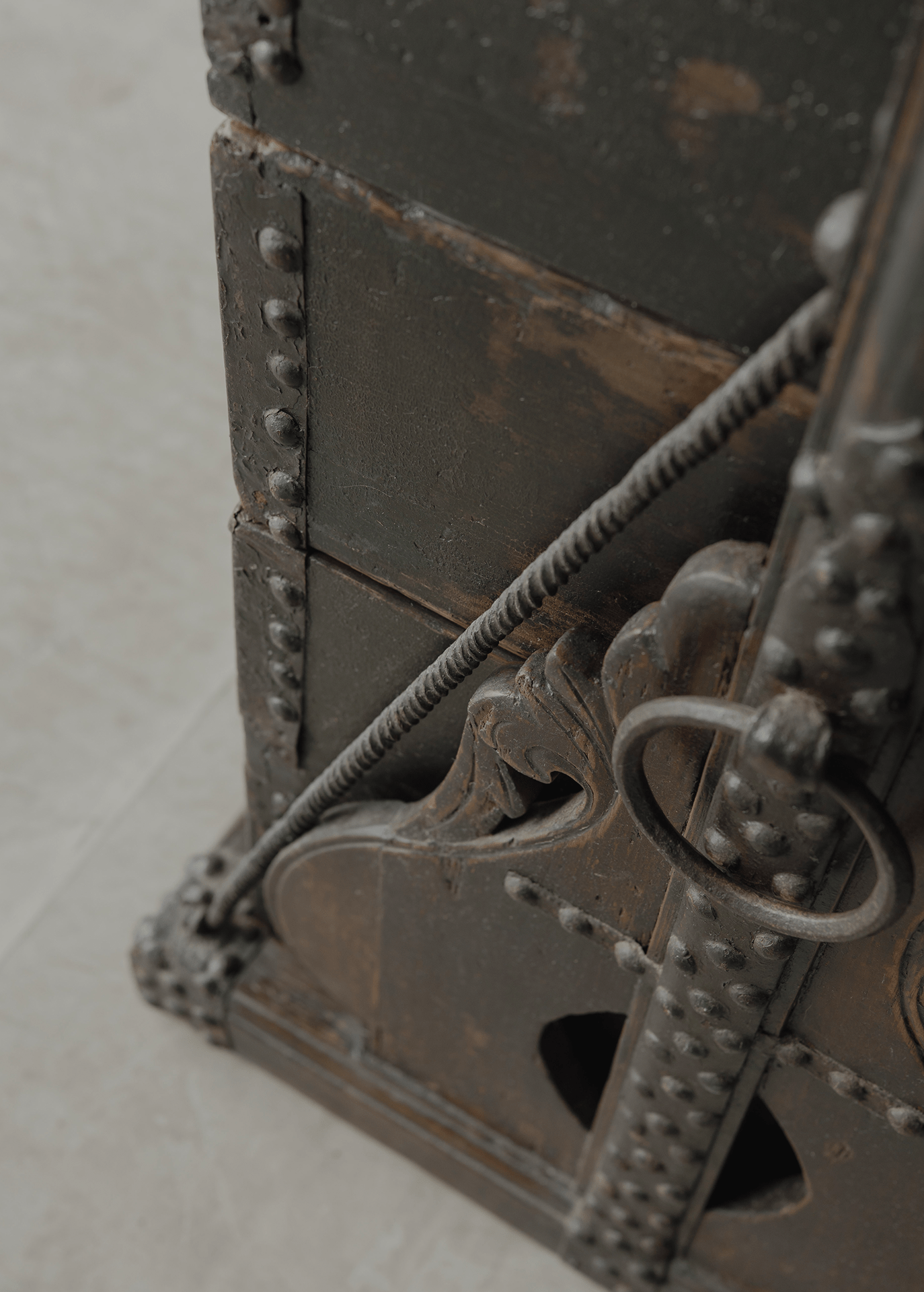 Iron decorative wooden box