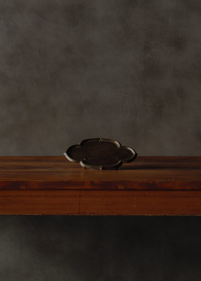 Brass Mokko-style Tripod Flower Stand