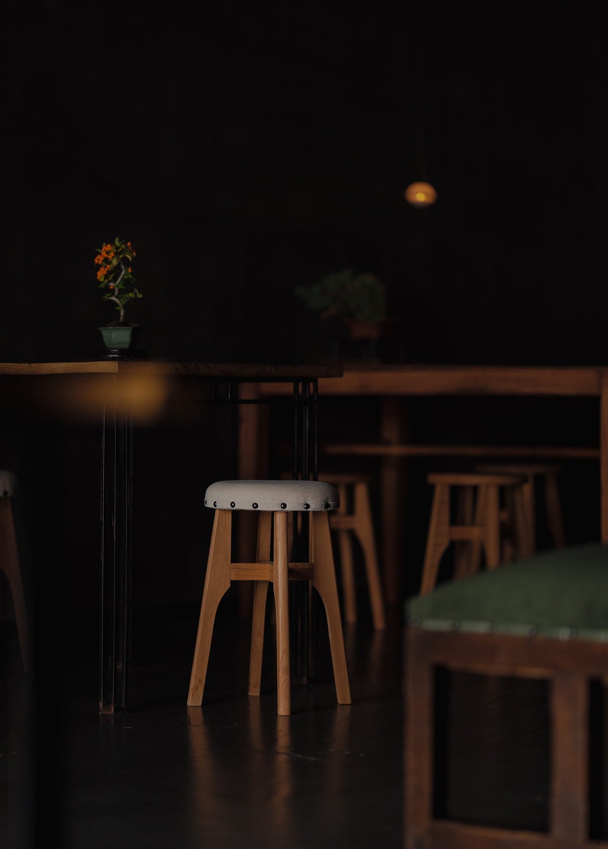 Keyaki-wood fabric-upholstered round stool