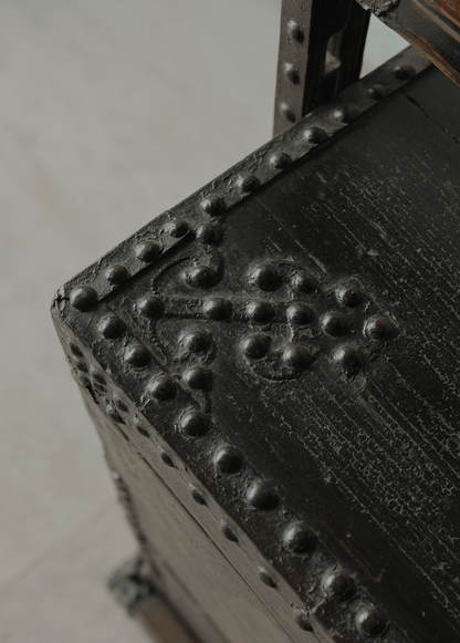 Iron decorative wooden box