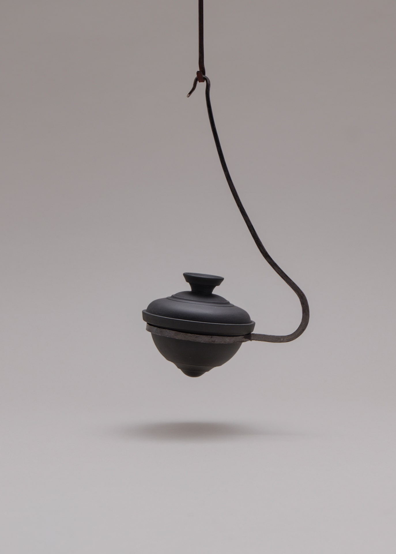 吊り花入 – hakobune GALLERY