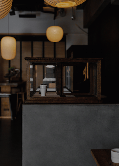 Square lacquer candy box