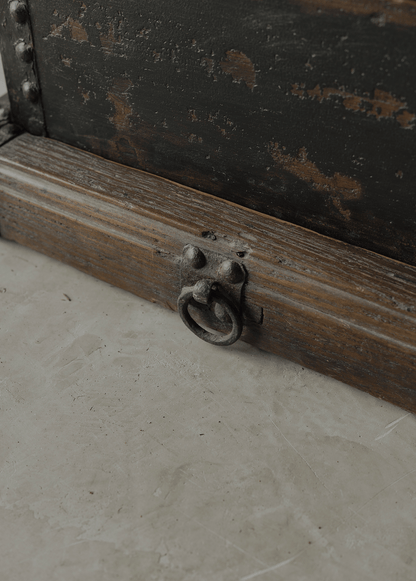 Iron decorative wooden box